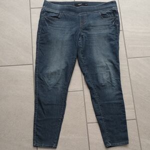 Torrid Pull on Jeans Size 1R